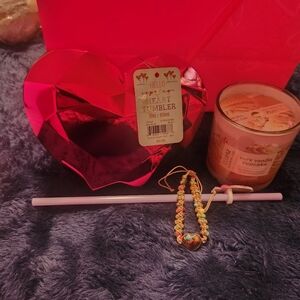 Red Heart Tumblet with Candle and Bracelet, STRAW AND STICKERS